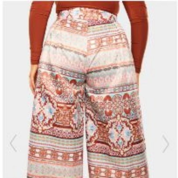 Prettylittlethings Paisley Print Wide Leg Pants - Picture 4 of 6